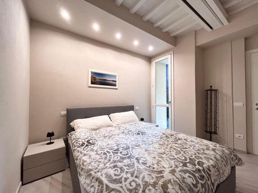 Homeby, Modern Loft Піза Екстер'єр фото